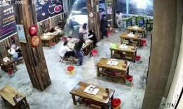 最新烧烤店爆料视频下载,独家视频带你探秘后厨秘密