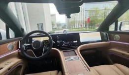 问界m9最新爆料内饰,豪华科技与舒适并重，引领未来智能出行新风尚”