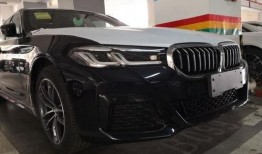 26款宝马5系最新爆料,豪华升级，科技领航，驾驭未来风采”